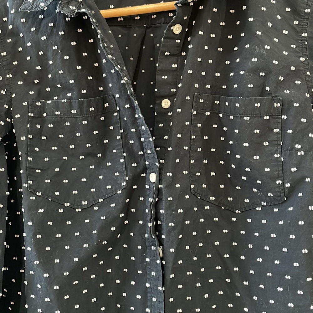 A New Day Super cute black & white button down shirt. Size L. - Picture 3 of 4